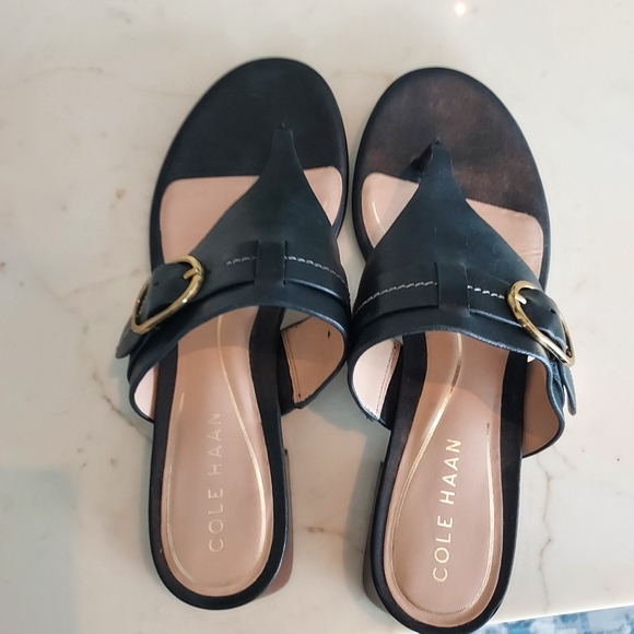 Black Leather Toe-Post Slide Sandals with Gold Buckle Accent - Picture 2 of 10